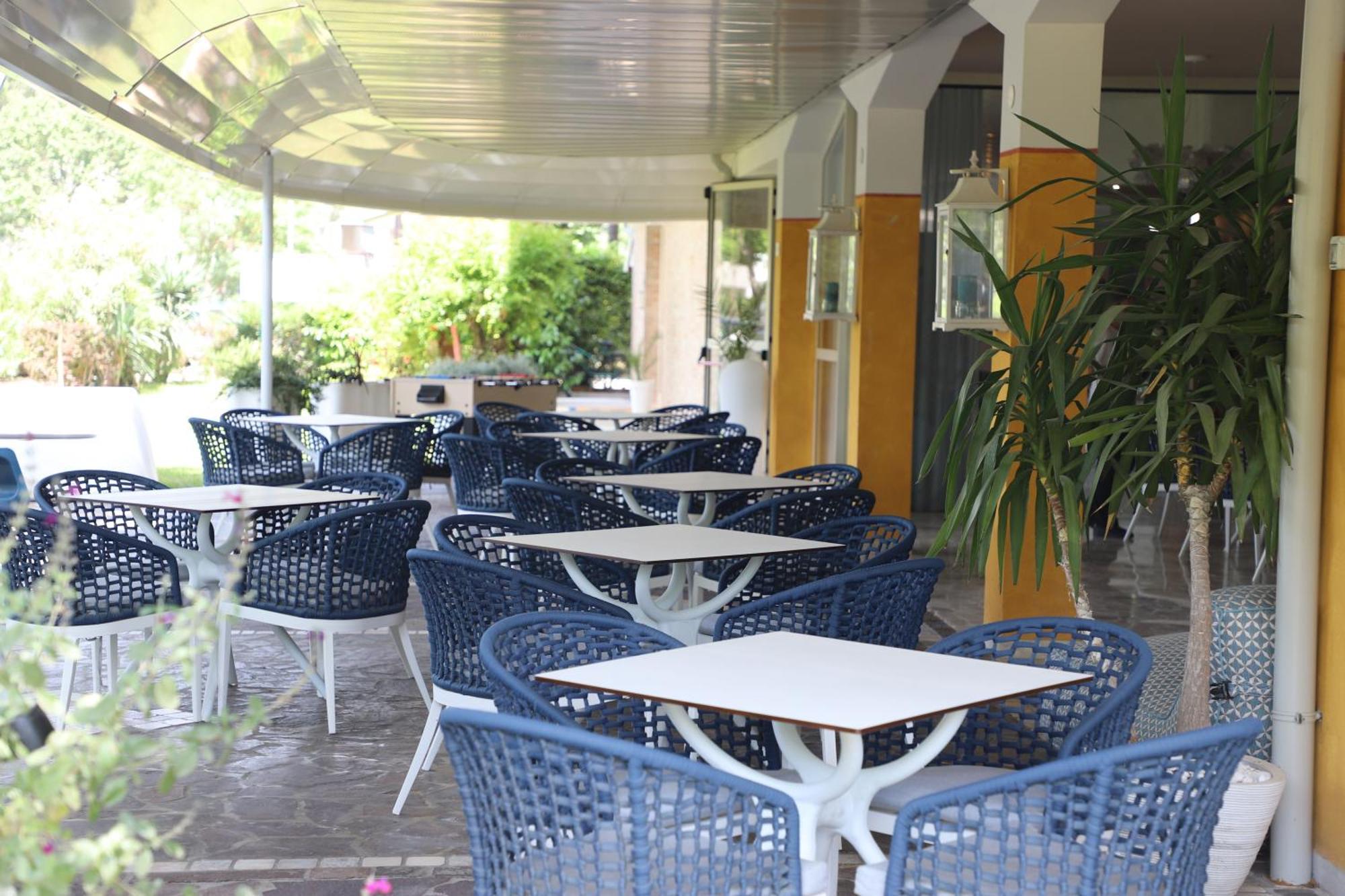 Hotel Hiki 3 Superior Bibione Kültér fotó