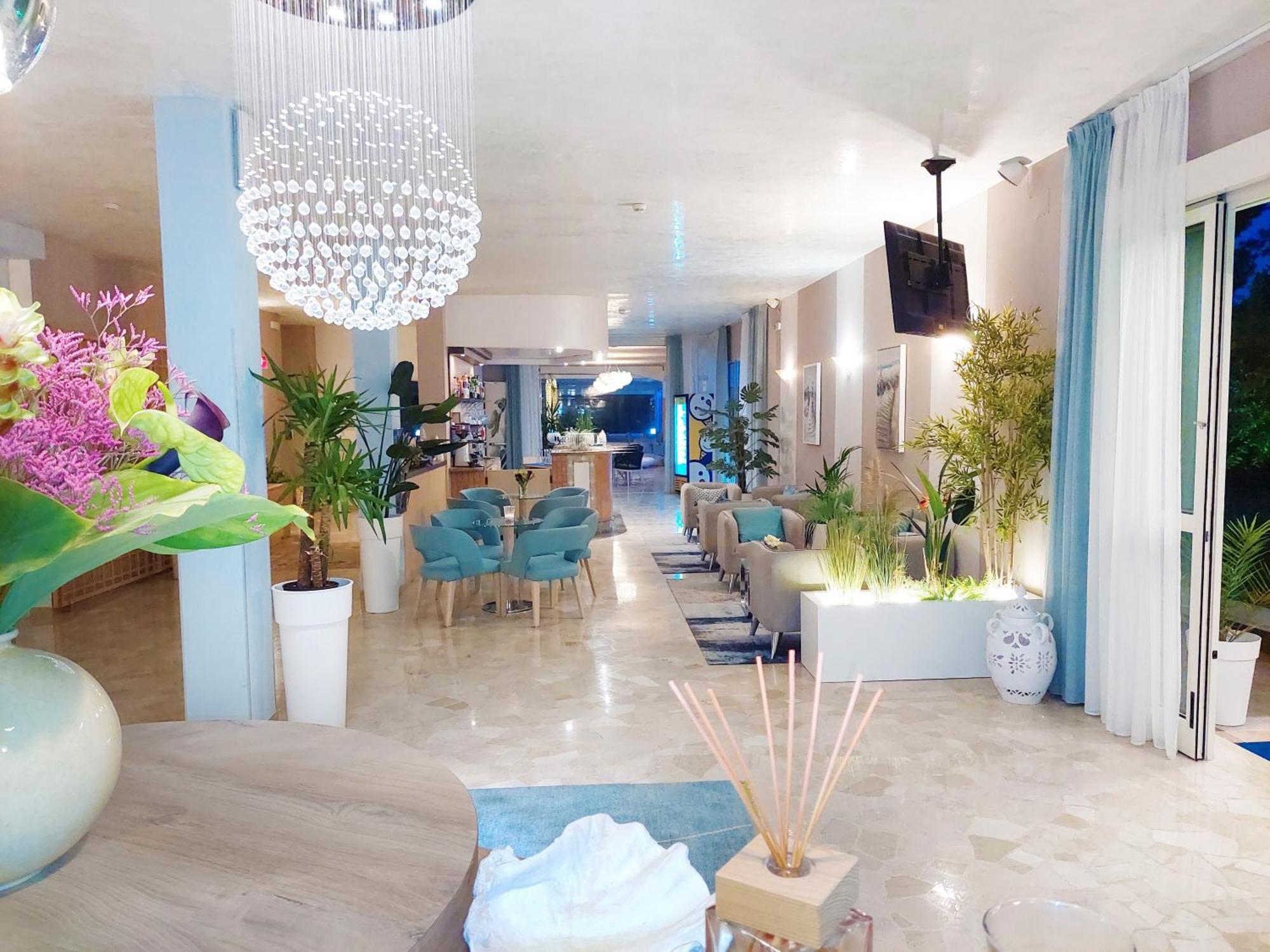 Hotel Hiki 3 Superior Bibione Kültér fotó