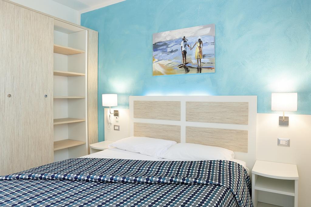 Hotel Hiki 3 Superior Bibione Kültér fotó