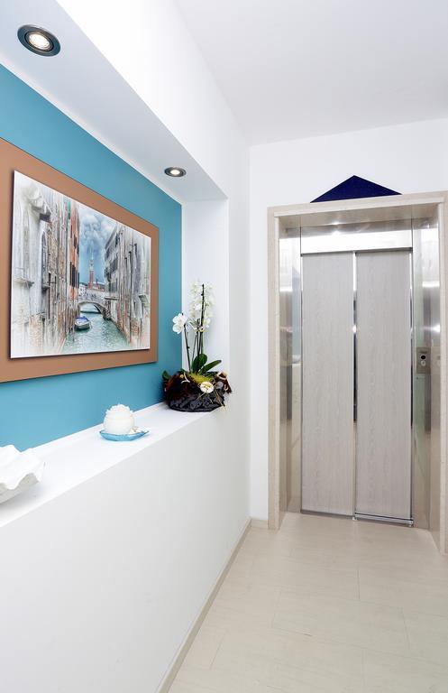 Hotel Hiki 3 Superior Bibione Kültér fotó