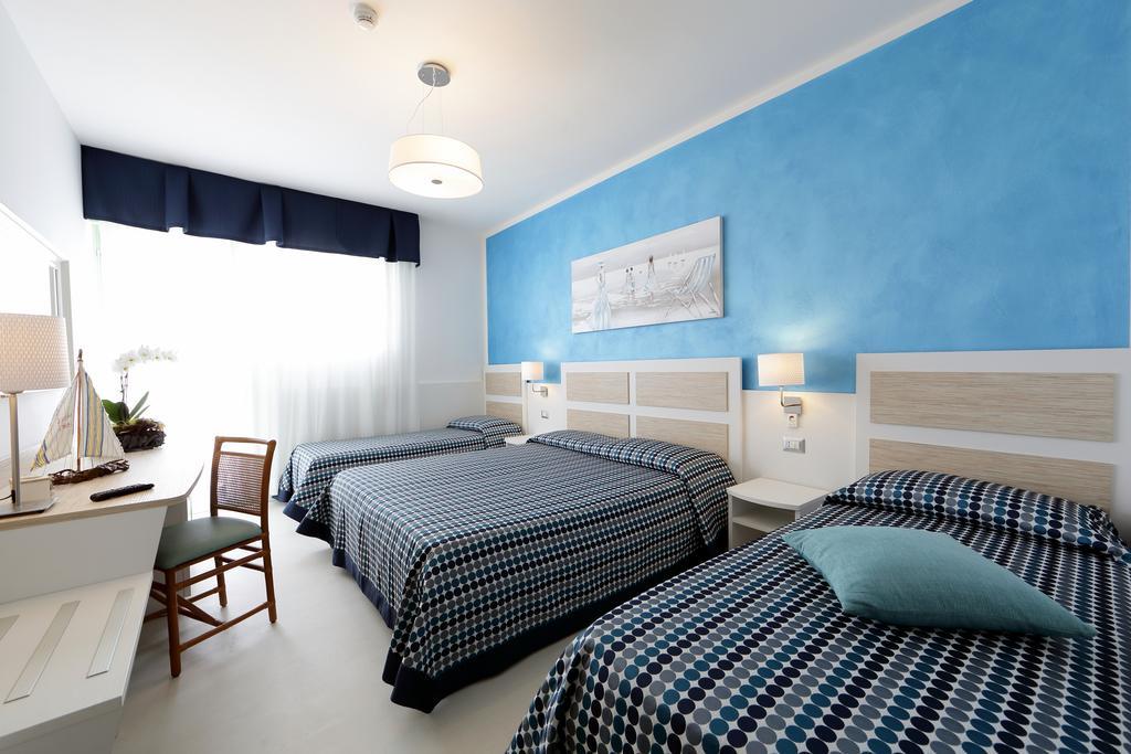 Hotel Hiki 3 Superior Bibione Kültér fotó